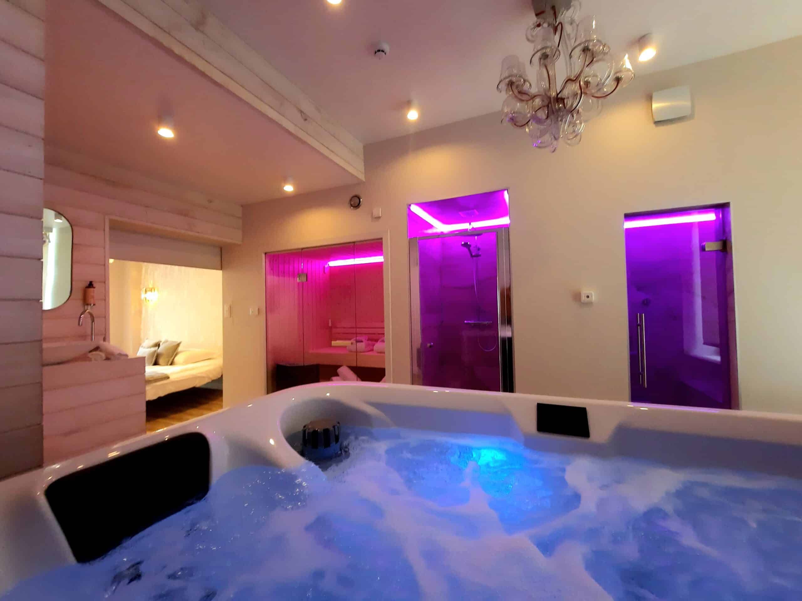 hotel-jacuzzi-privatif-dans-chambre