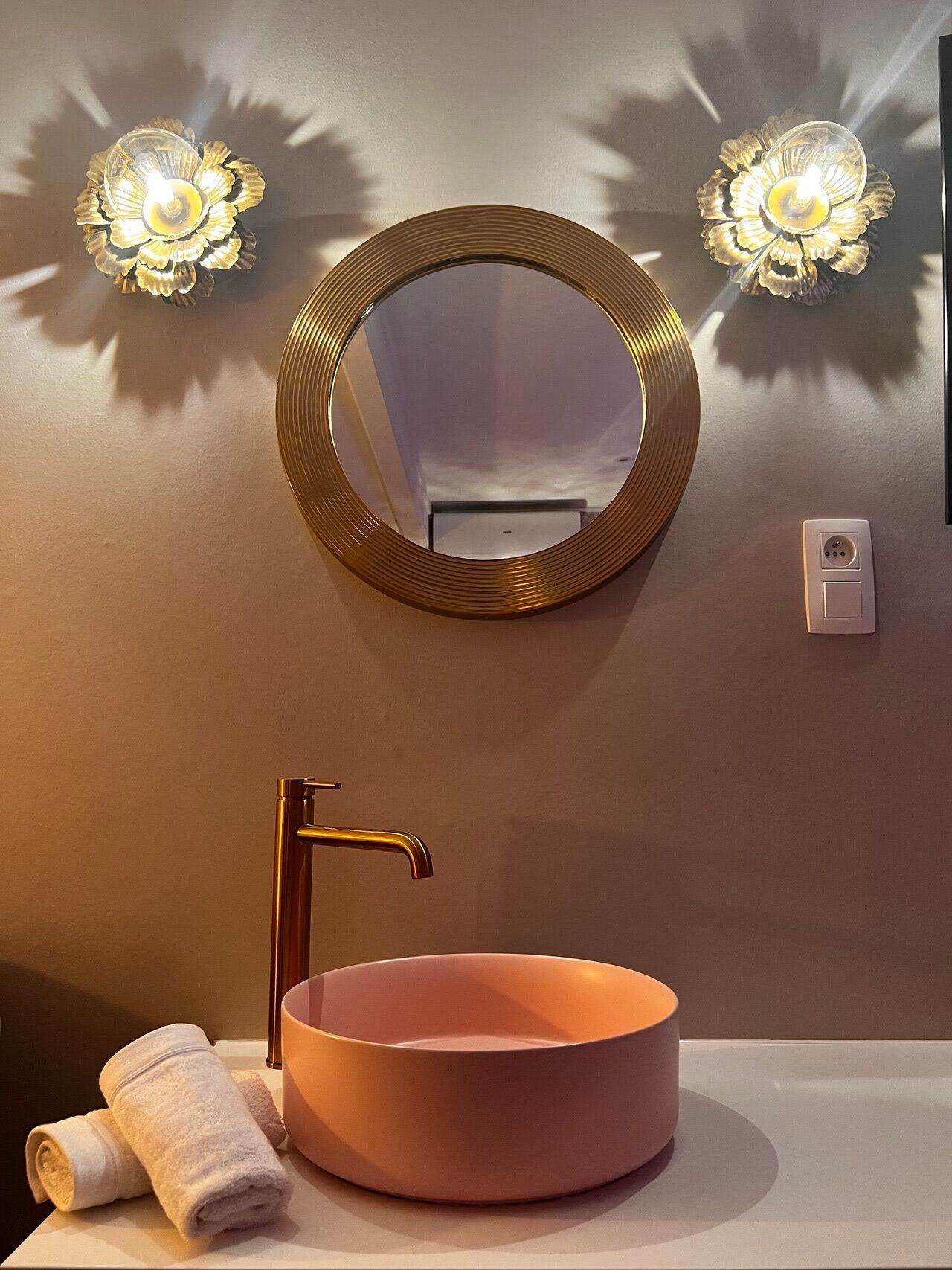 HOTEL-MADEMOISELLE-CHAMBRE-LA-FAVORITE-0014